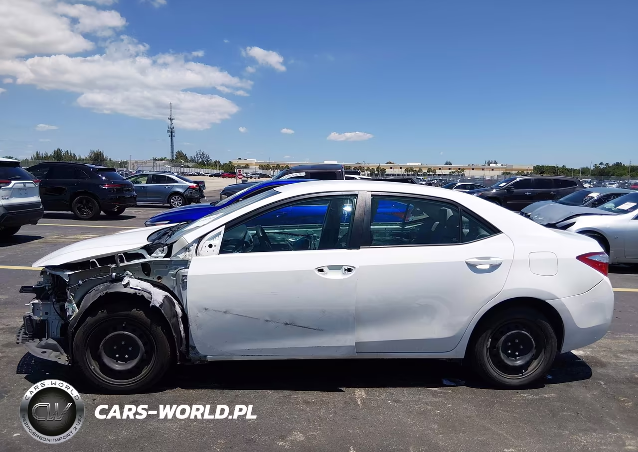 2016 Toyota Corolla Le VIN:5YFBURHE8GP547356 - 15