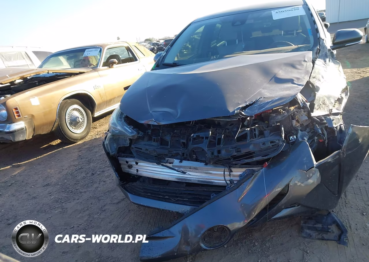2018 Toyota Prius Two Eco VIN:JTDKARFUXJ3546177 - 11