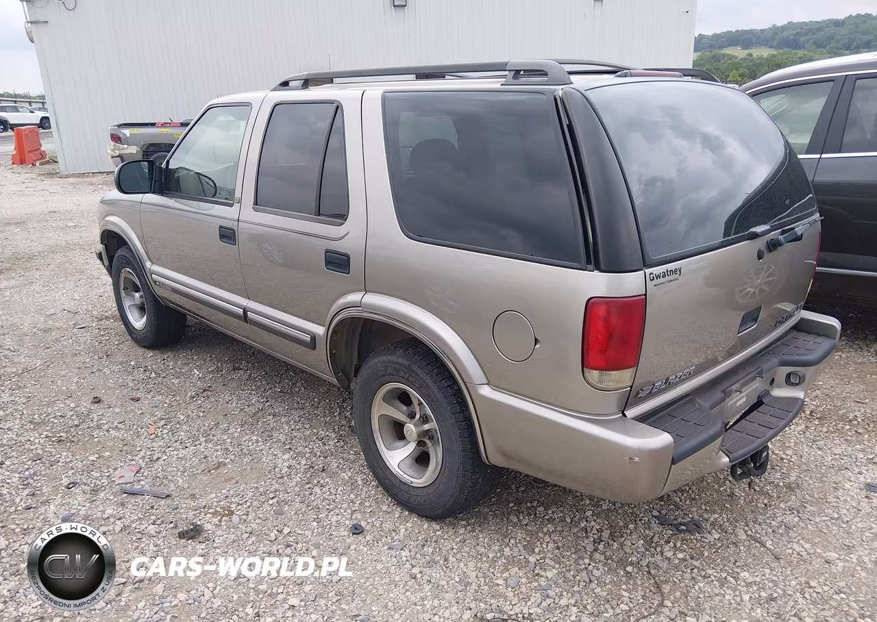 2000 Chevrolet Blazer VIN:1GNCS13W1Y2214936 - 3