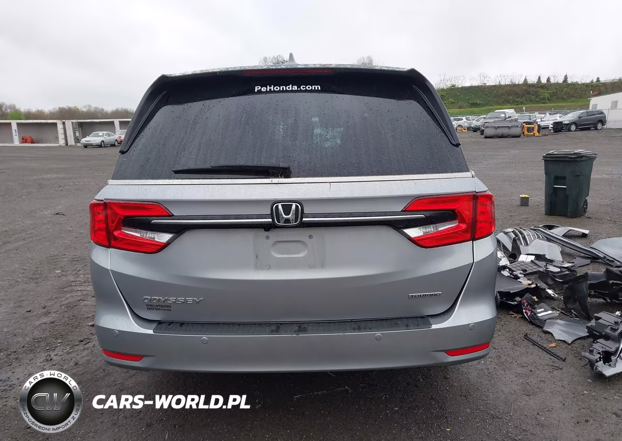 2024 Honda Odyssey Touring VIN:5FNRL6H82RB058718 - 17