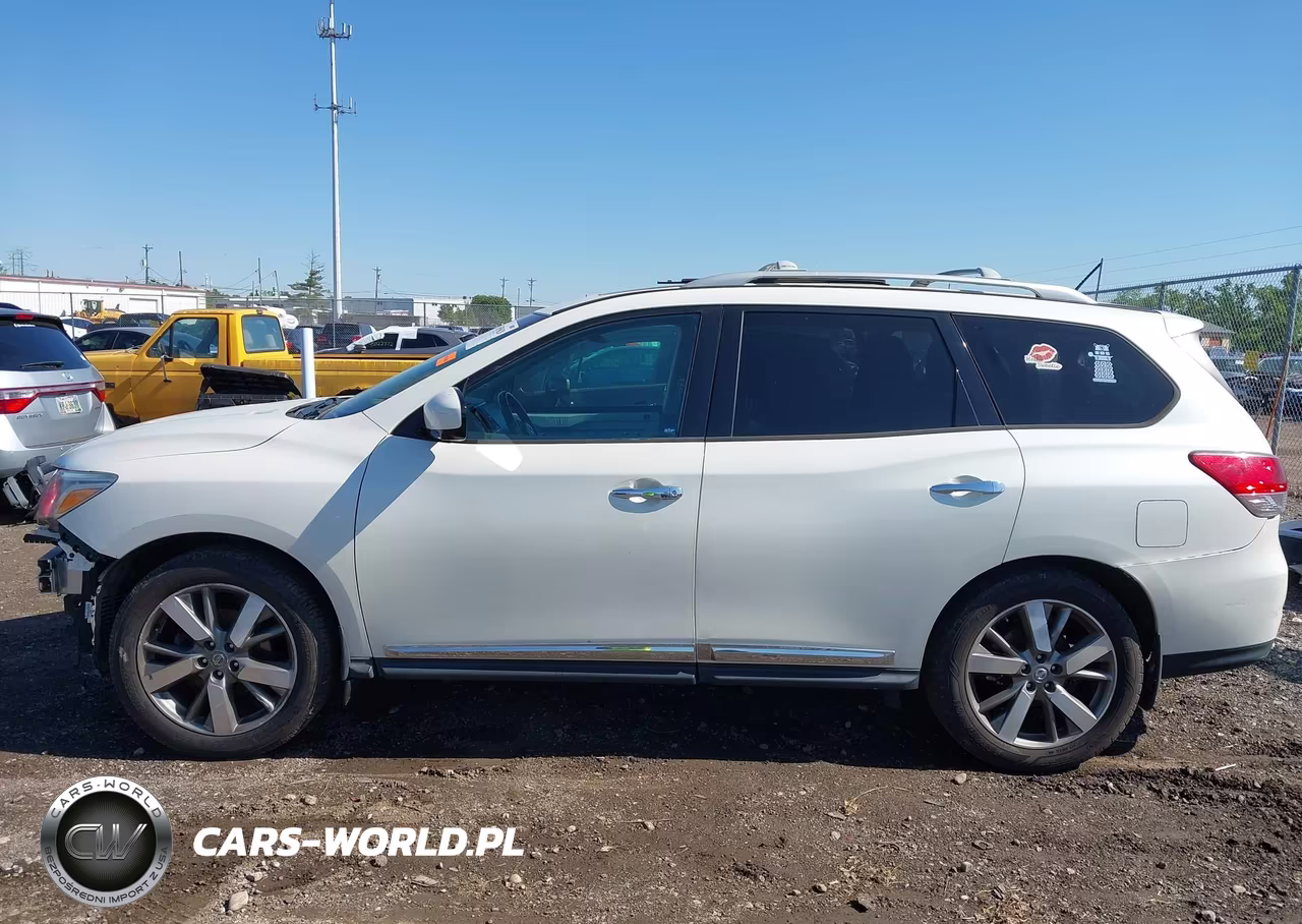 2015 Nissan Pathfinder Platinum VIN:5N1AR2MM3FC602218 - 15