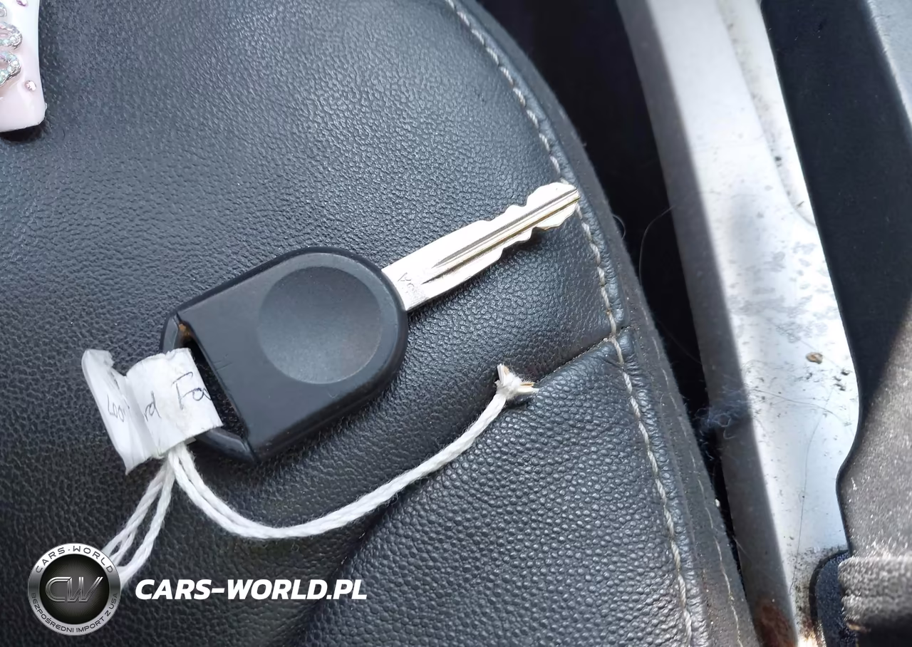 2009 Ford Focus Sel VIN:1FAHP37N89W253309 - 11