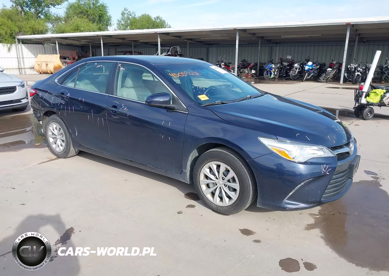 2016 Toyota Camry Le