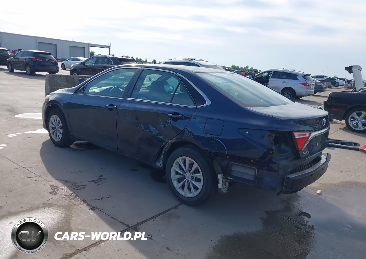 2016 Toyota Camry Le VIN:4T4BF1FK0GR561504 - 3
