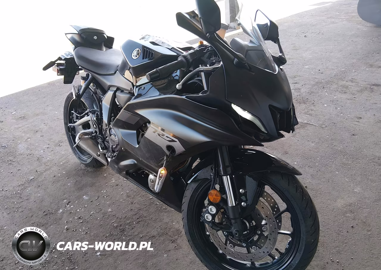2025 Yamaha Yzfr7 – zdjęcie 1 z 13