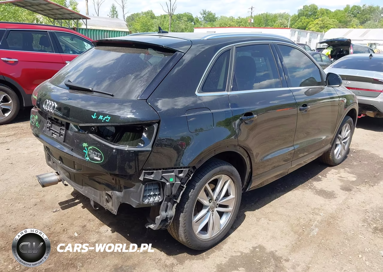 2016 Audi Q3 2.0T Premium Plus VIN:WA1EFCFS0GR022983 - 4