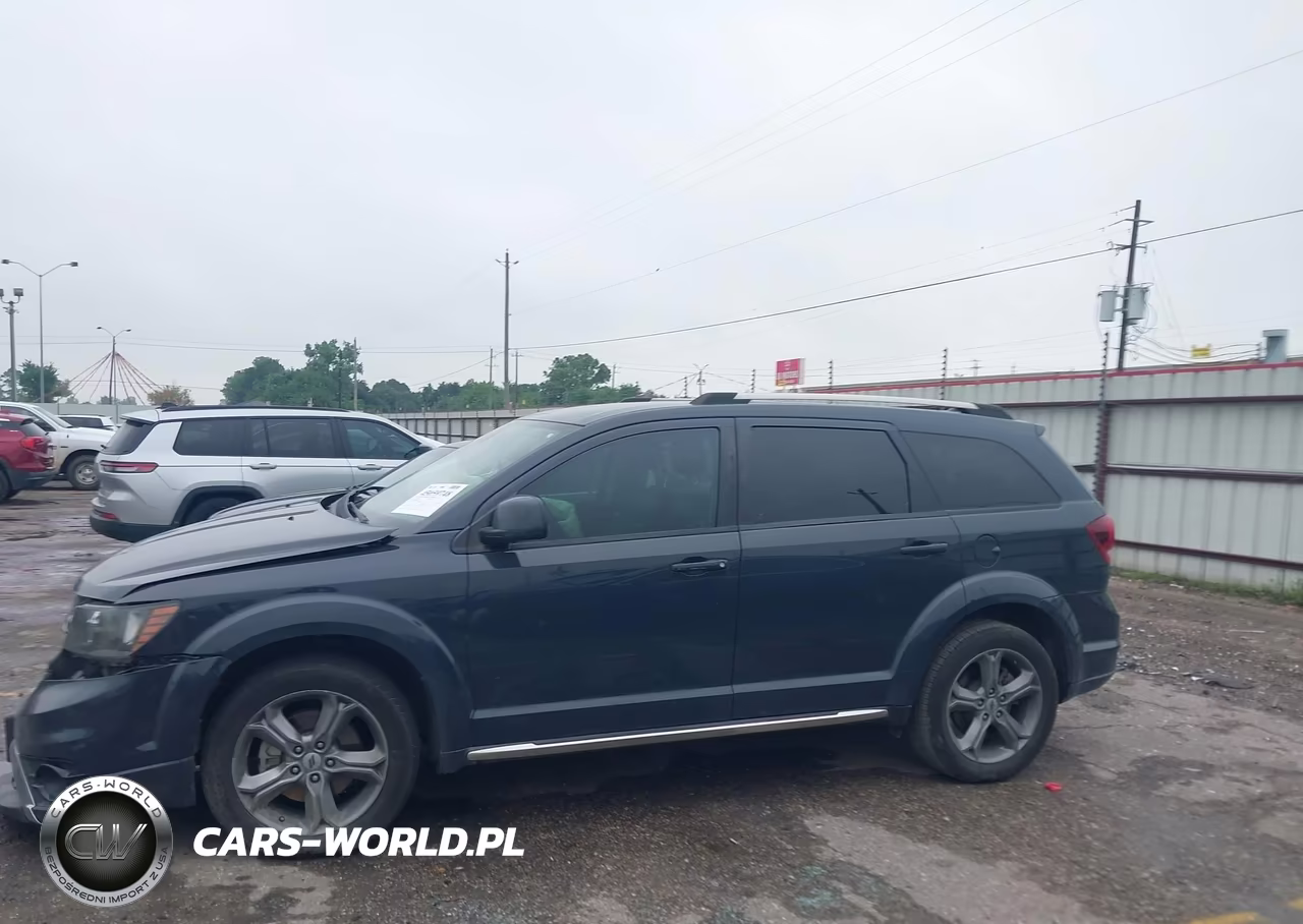 2018 Dodge Journey Crossroad VIN:3C4PDCGB4JT141394 - 14