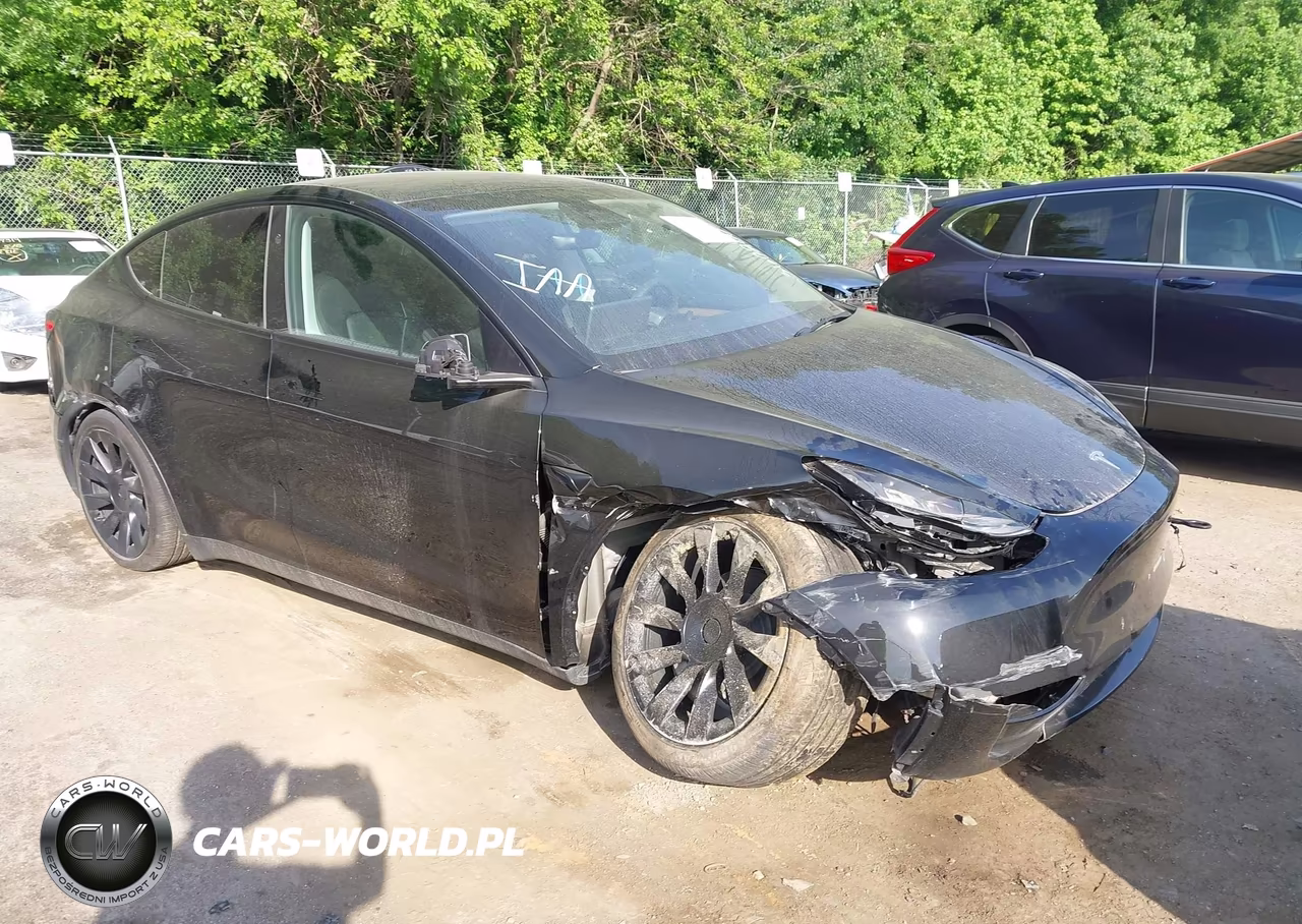 2025 Tesla Model Y Long Range Dual Motor Rear-Wheel Drive – zdjęcie 1 z 20