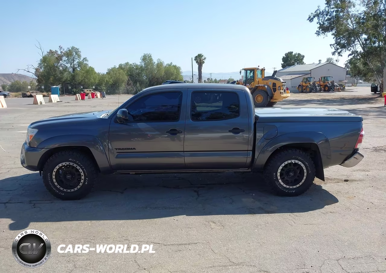 2014 Toyota Tacoma VIN:5TFJX4CNXEX039272 - 14