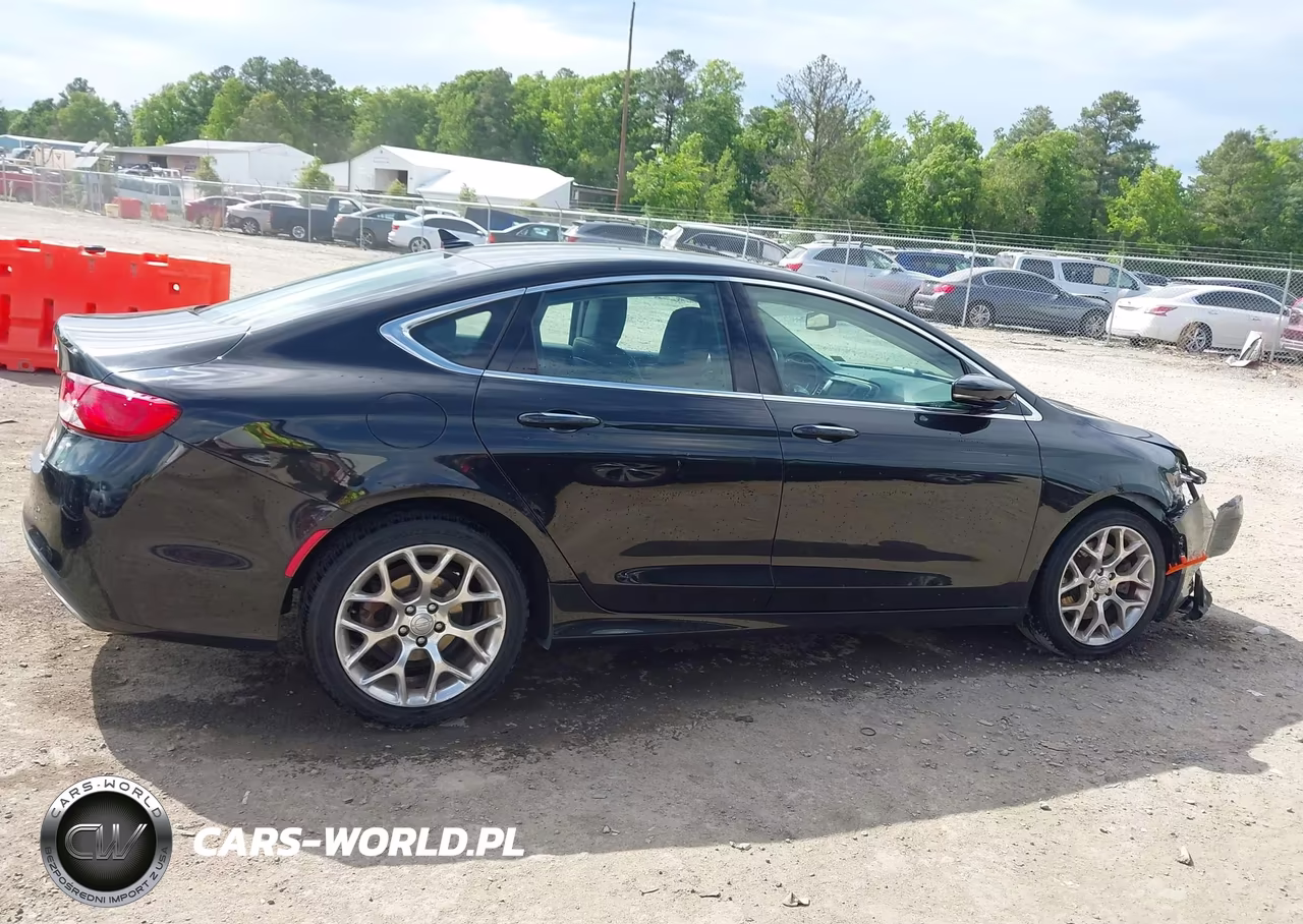 2015 Chrysler 200 C VIN:1C3CCCEG3FN610468 - 13