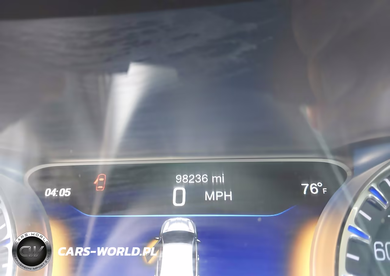 2015 Chrysler 200 C VIN:1C3CCCEG3FN610468 - 15