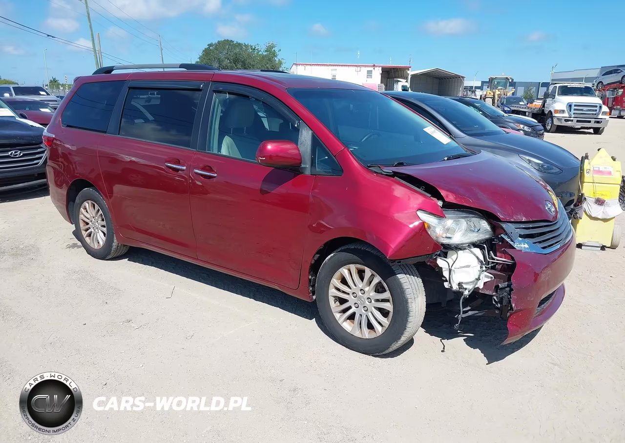 2015 Toyota Sienna Xle Premium 8 Passenger