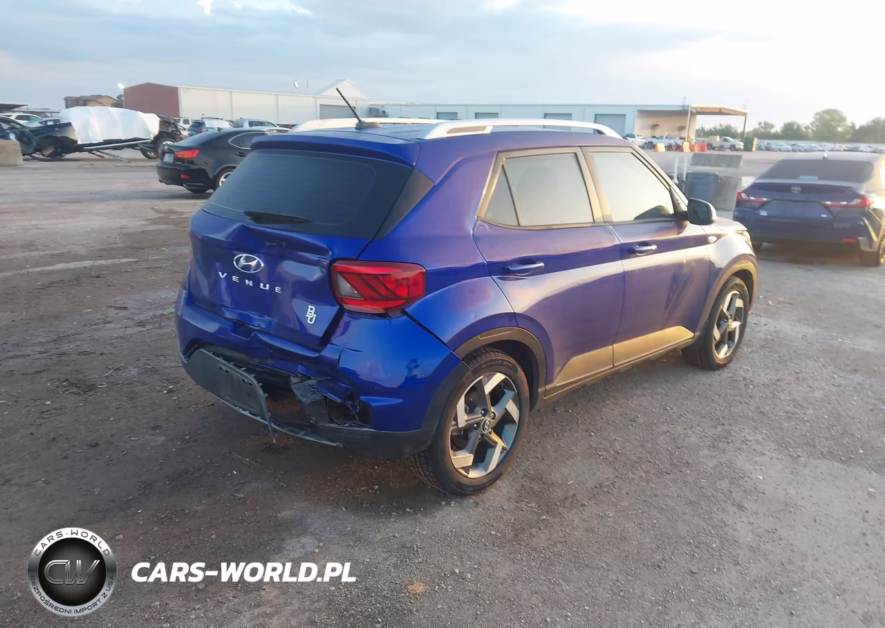 2023 Hyundai Venue Sel VIN:KMHRC8A31PU258922 - 4