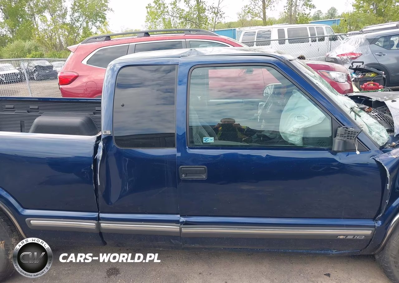 2000 Chevrolet S-10 Ls VIN:1GCCS1950Y8239427 - 13