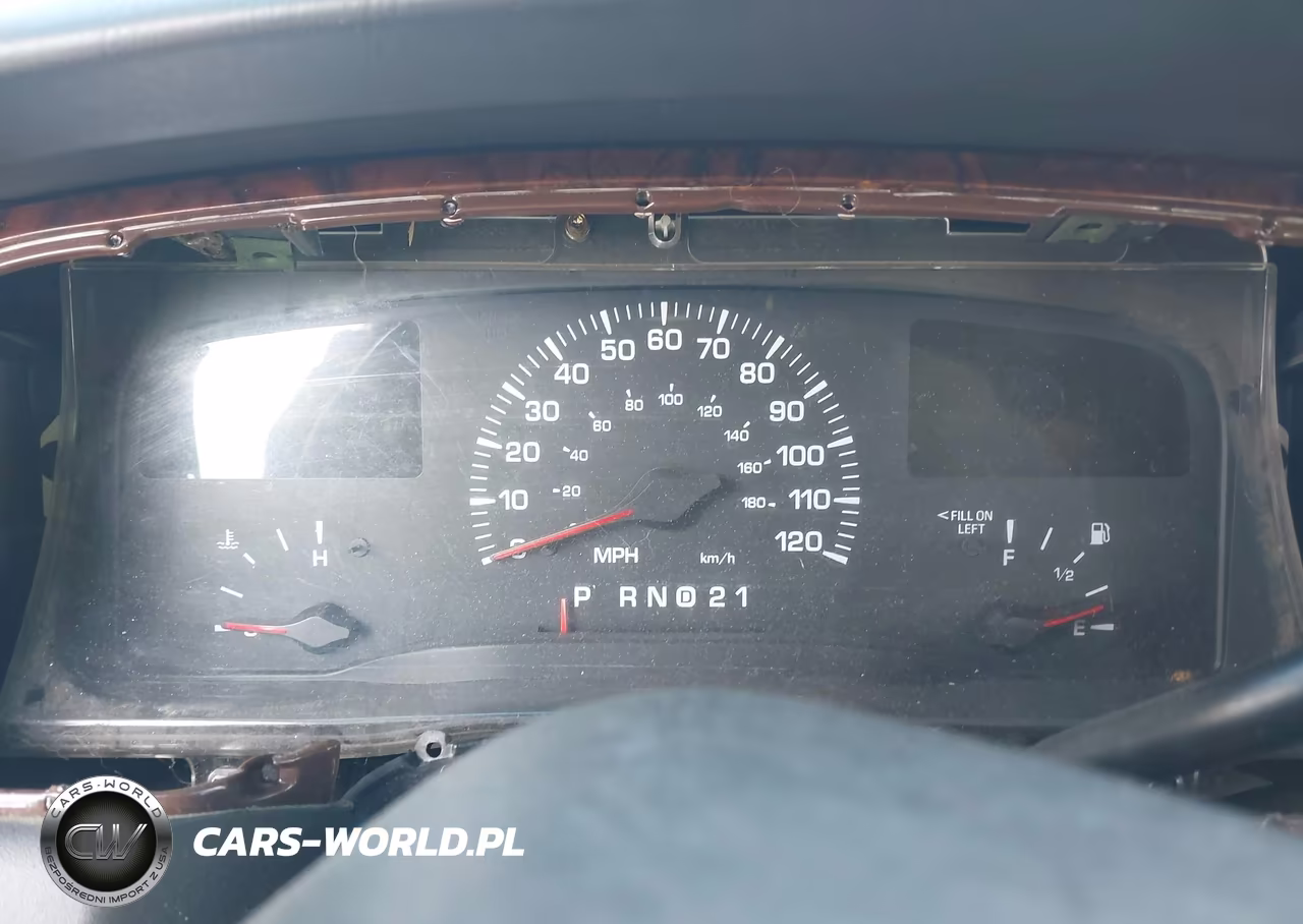 2001 Lincoln Town Car Executive VIN:1LNHM81W01Y672910 - 7