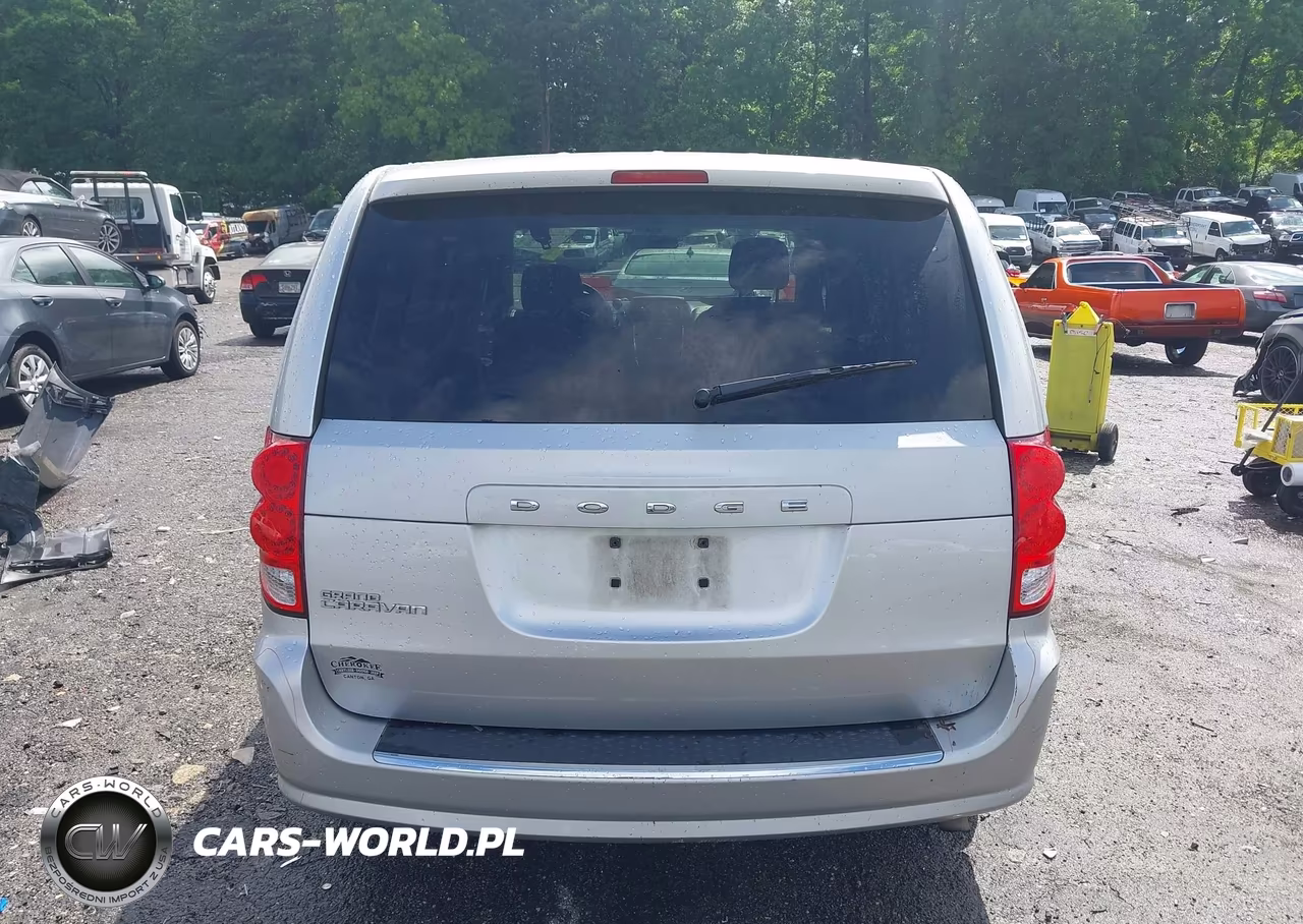 2011 Dodge Grand Caravan Express VIN:2D4RN4DG2BR786323 - 16