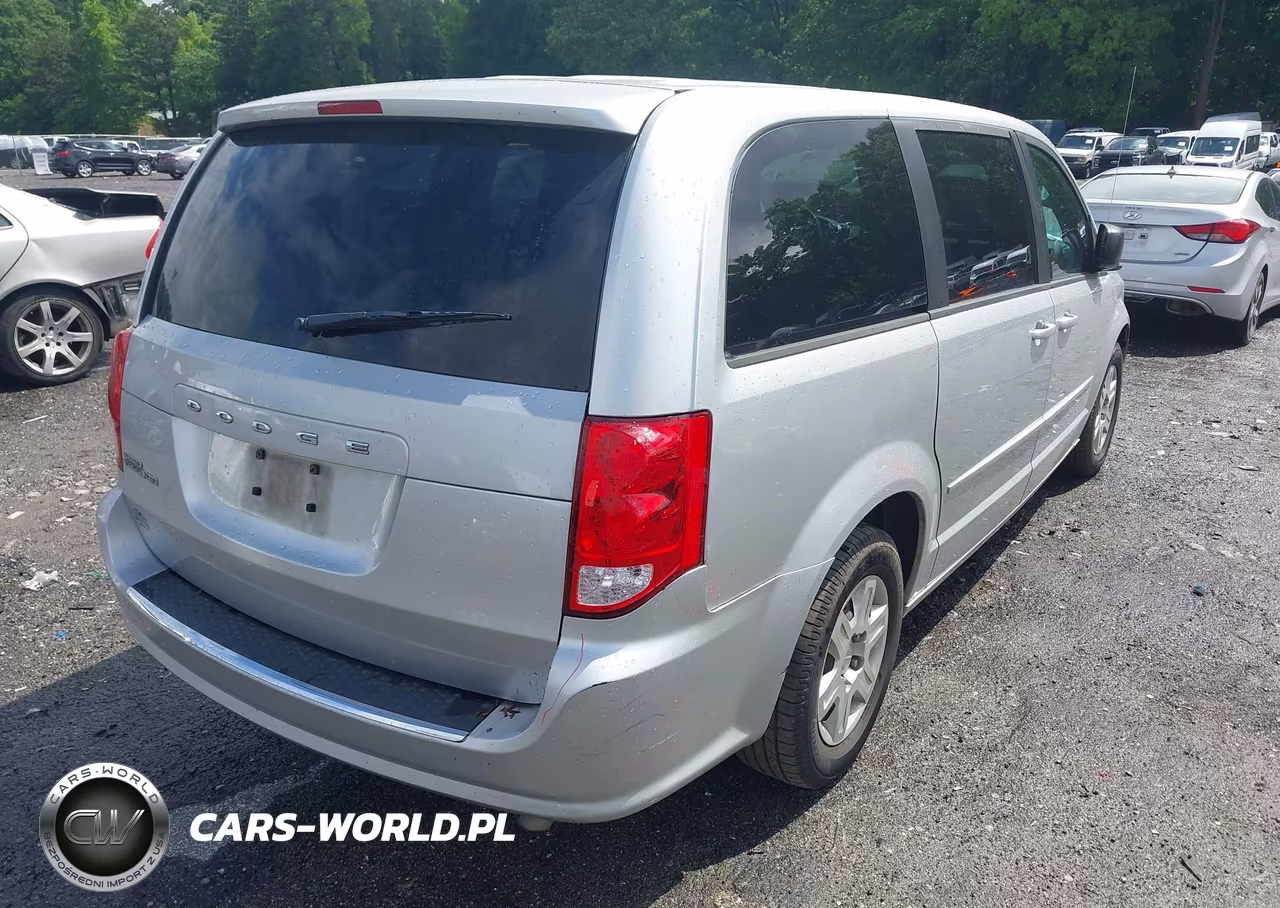 2011 Dodge Grand Caravan Express VIN:2D4RN4DG2BR786323 - 4