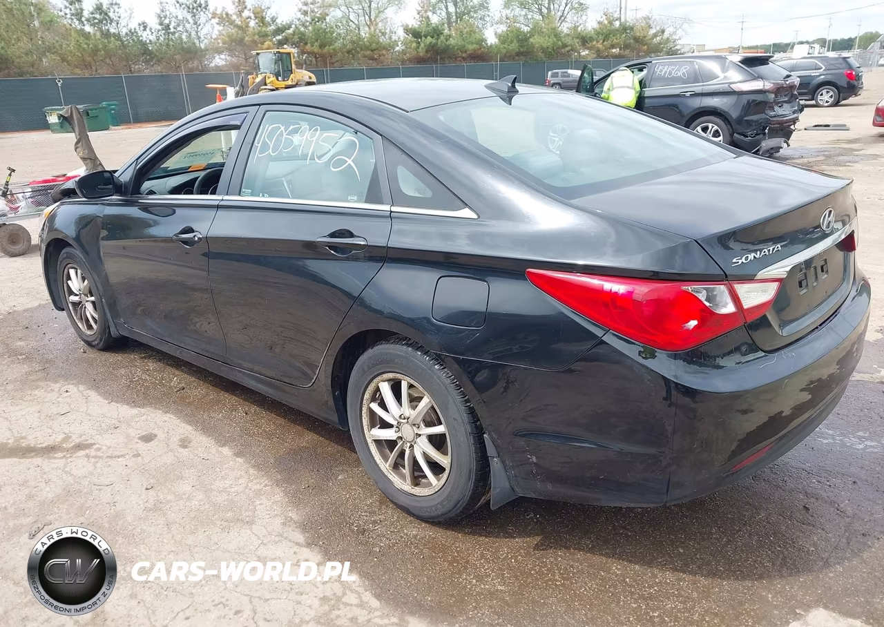 2013 Hyundai Sonata Gls VIN:5NPEB4AC0DH558410 - 3