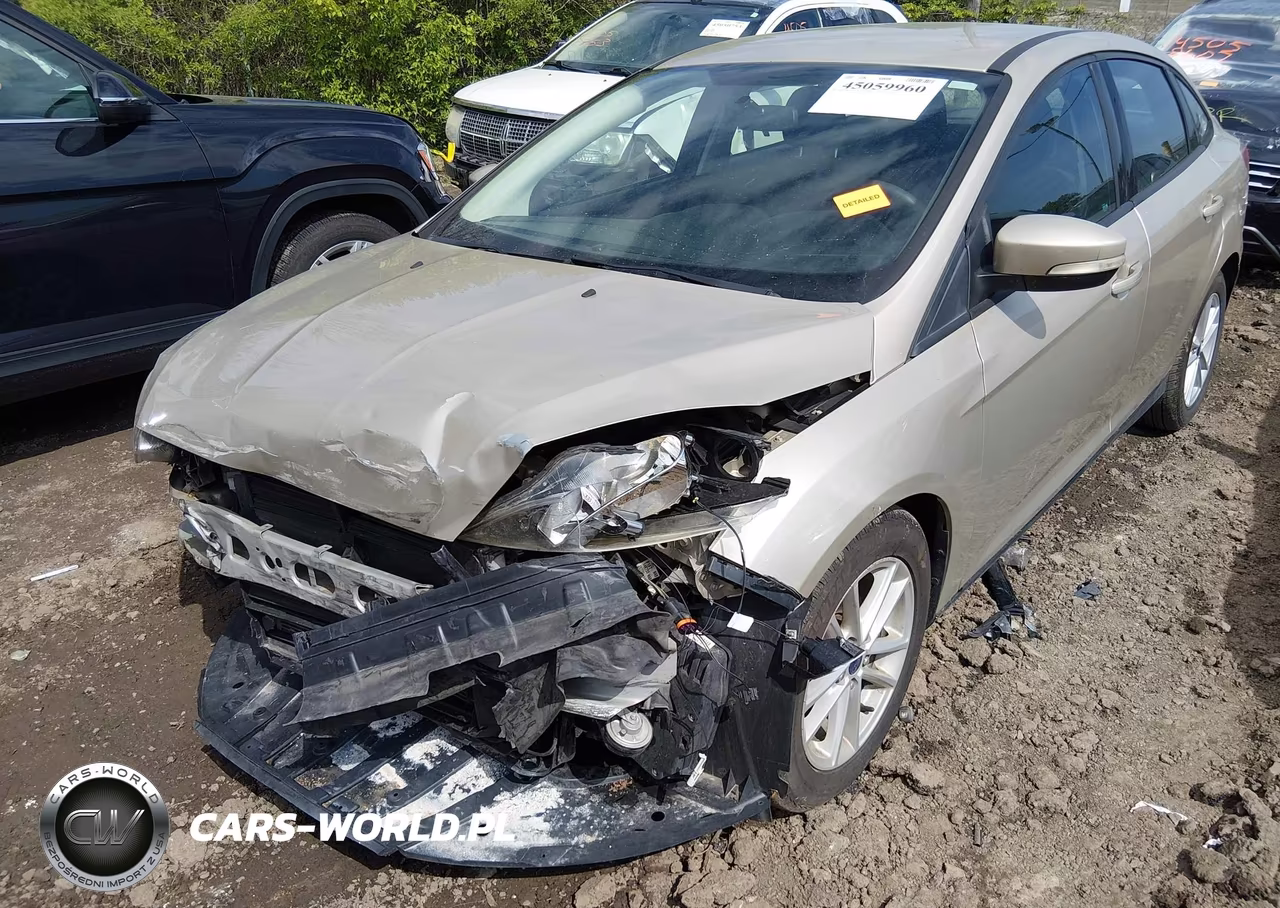 2017 Ford Focus Se VIN:1FADP3F24HL291819 - 6