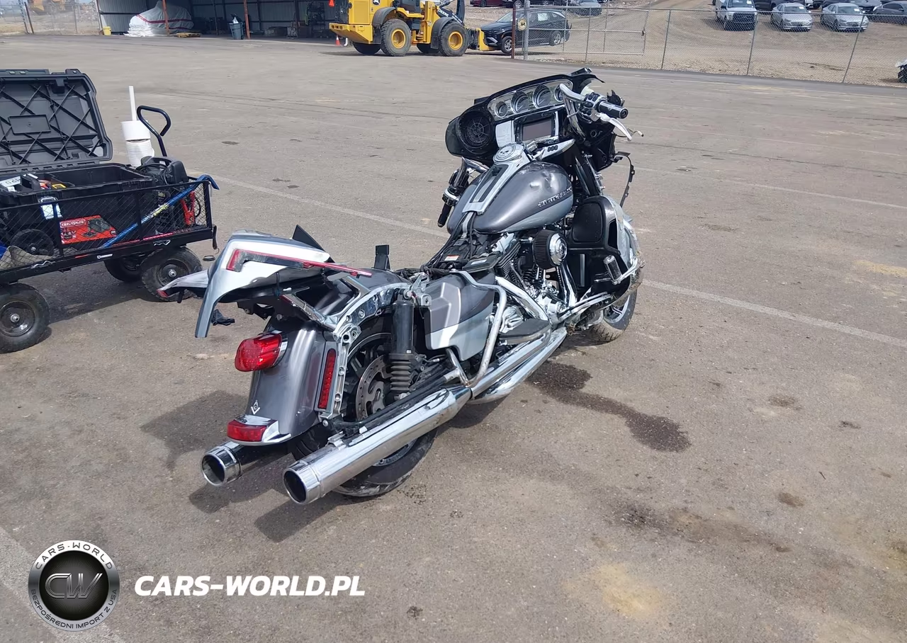 2014 Harley-Davidson Flhtk Electra Glide Ultra Ltd VIN:1HD1KEL1XEB620610 - 4