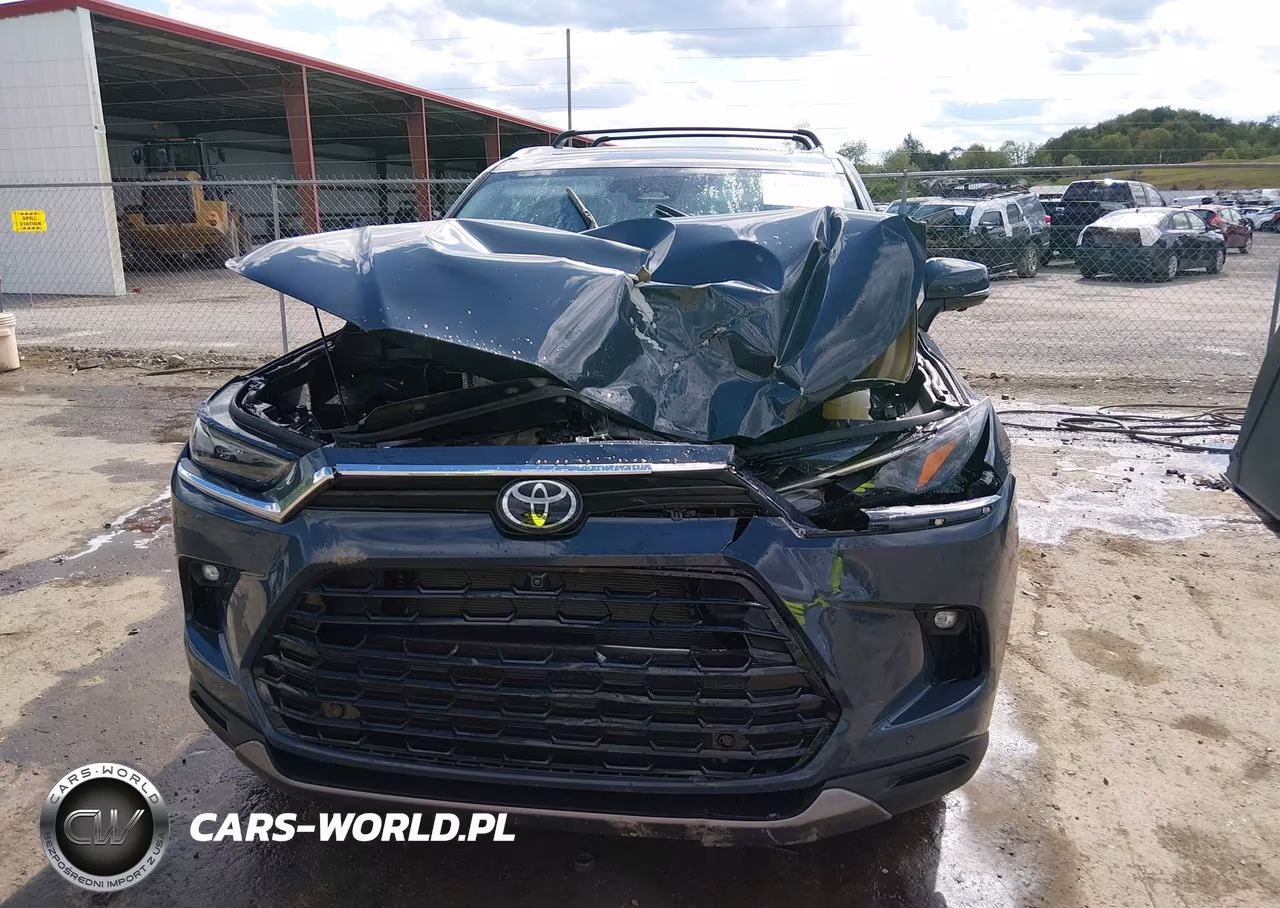 2026 Toyota Grand Highlander Limited VIN:5TDAAAB52TS113790 - 12