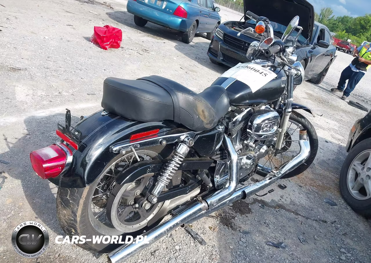 2005 Harley-Davidson Xl1200 C VIN:1HD1CGP175K457272 - 4