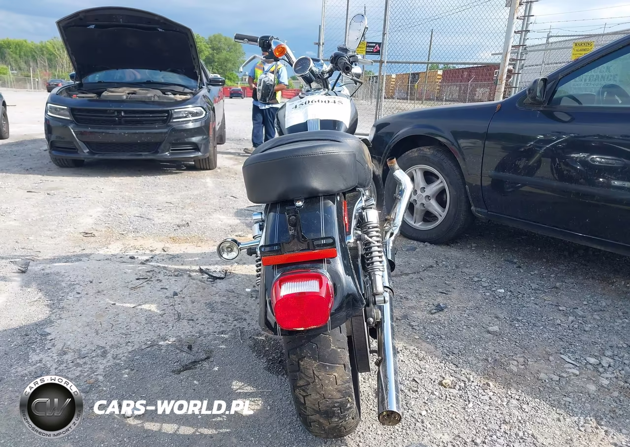 2005 Harley-Davidson Xl1200 C VIN:1HD1CGP175K457272 - 6