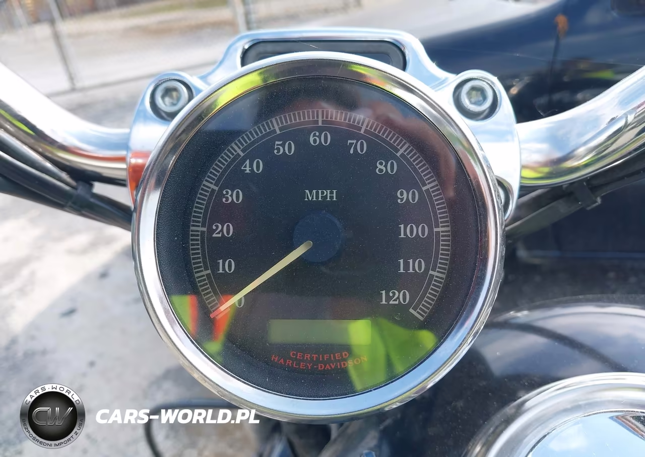 2005 Harley-Davidson Xl1200 C VIN:1HD1CGP175K457272 - 7