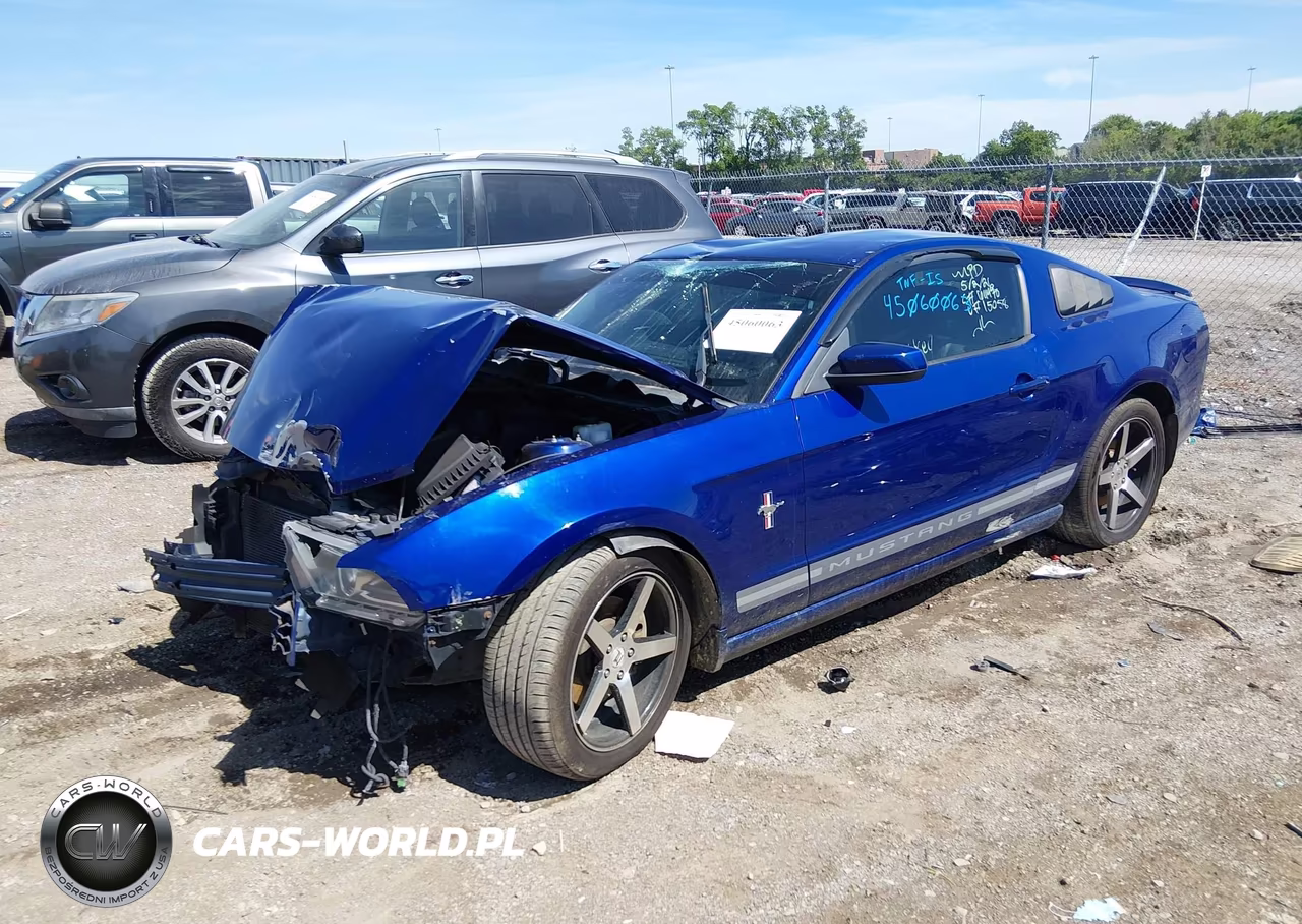 2013 Ford Mustang V6 Premium VIN:1ZVBP8AM5D5215058 - 2