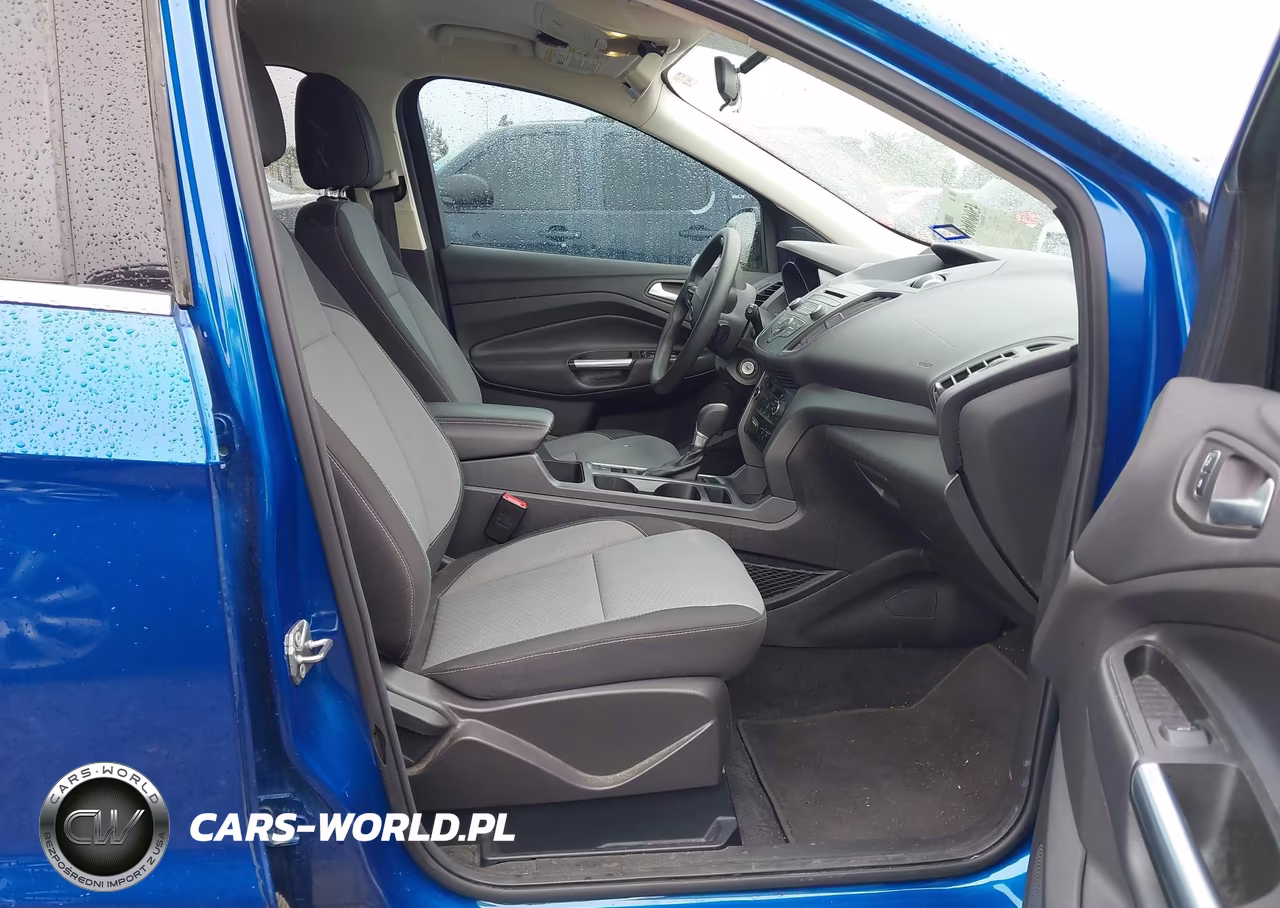 2017 Ford Escape Se VIN:1FMCU0GD6HUA13331 - 5