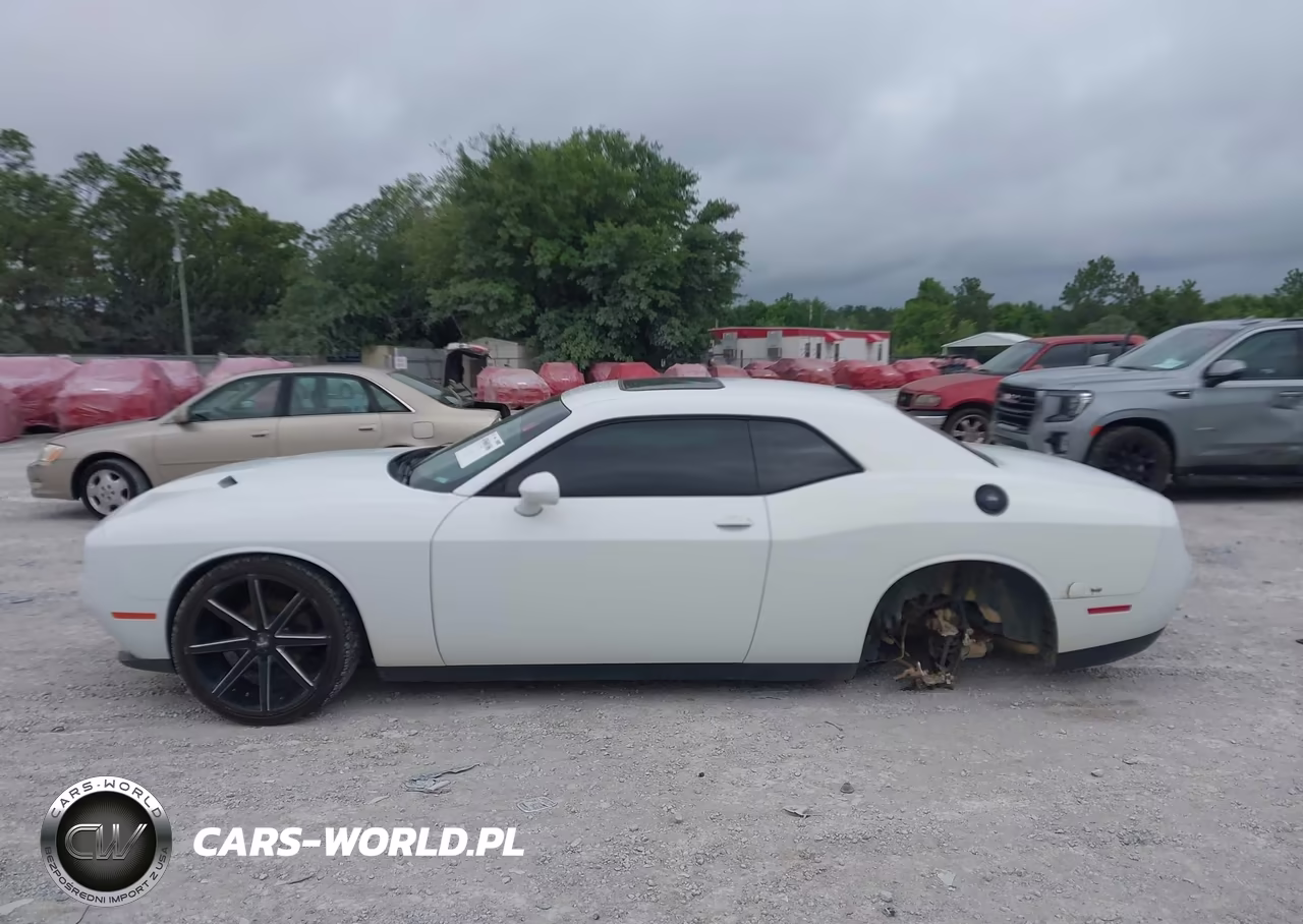 2015 Dodge Challenger Sxt VIN:2C3CDZAG7FH855062 - 15
