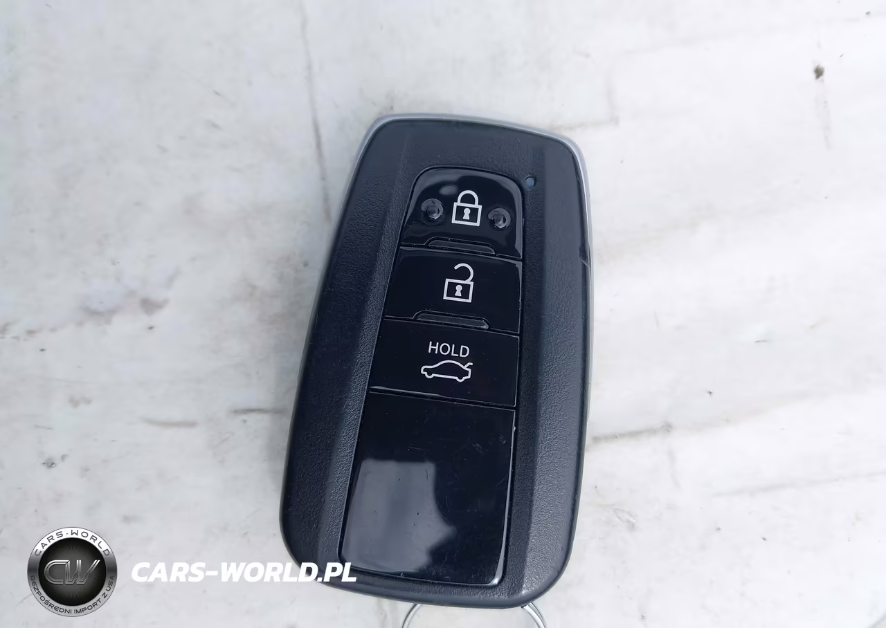 2018 Toyota Camry Le VIN:4T1B11HK3JU632756 - 11