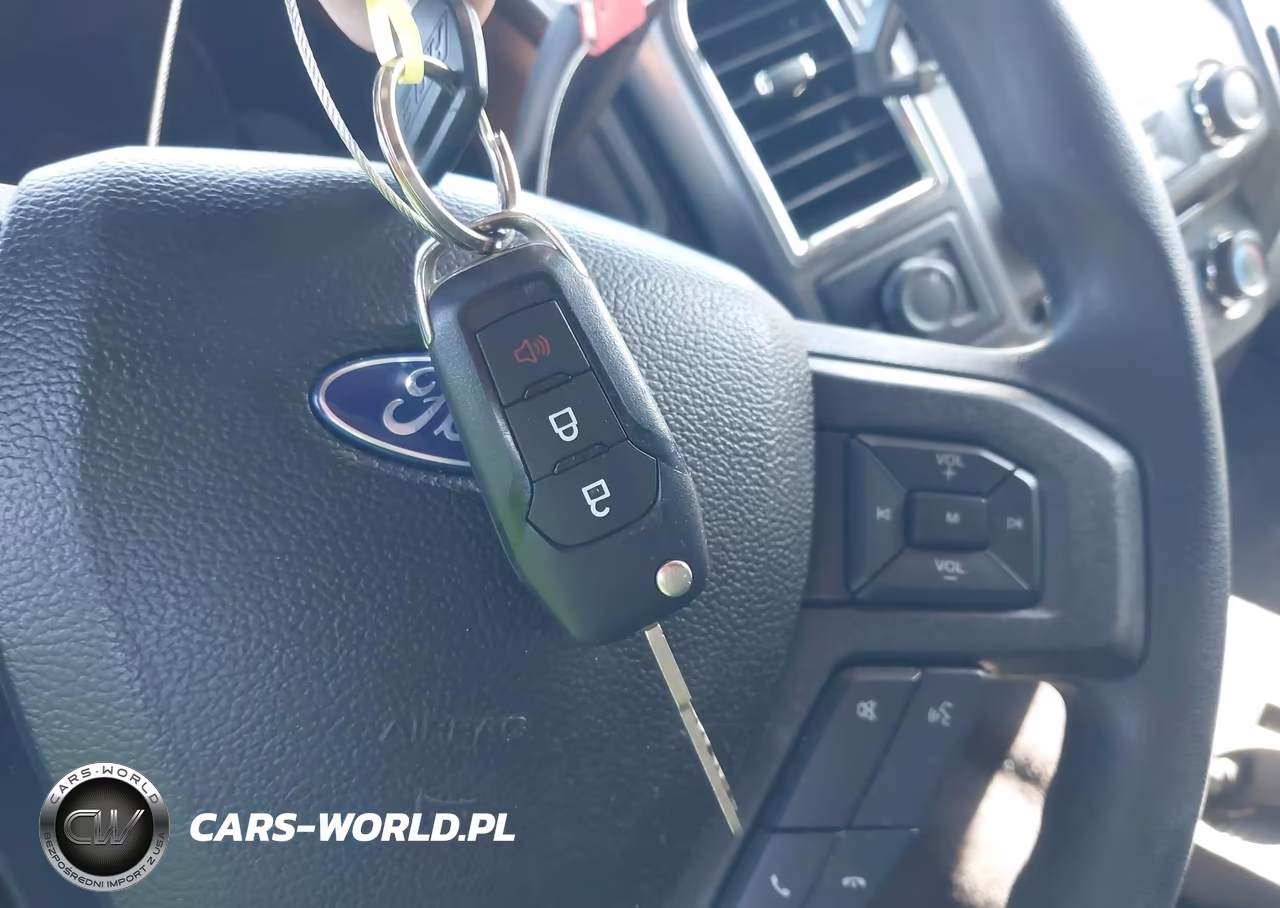 2017 Ford F-150 Xlt VIN:1FTEX1CF2HFA19343 - 11