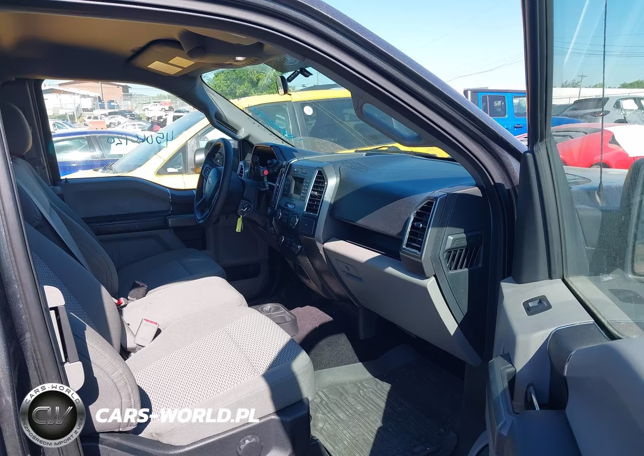 2017 Ford F-150 Xlt VIN:1FTEX1CF2HFA19343 - 5