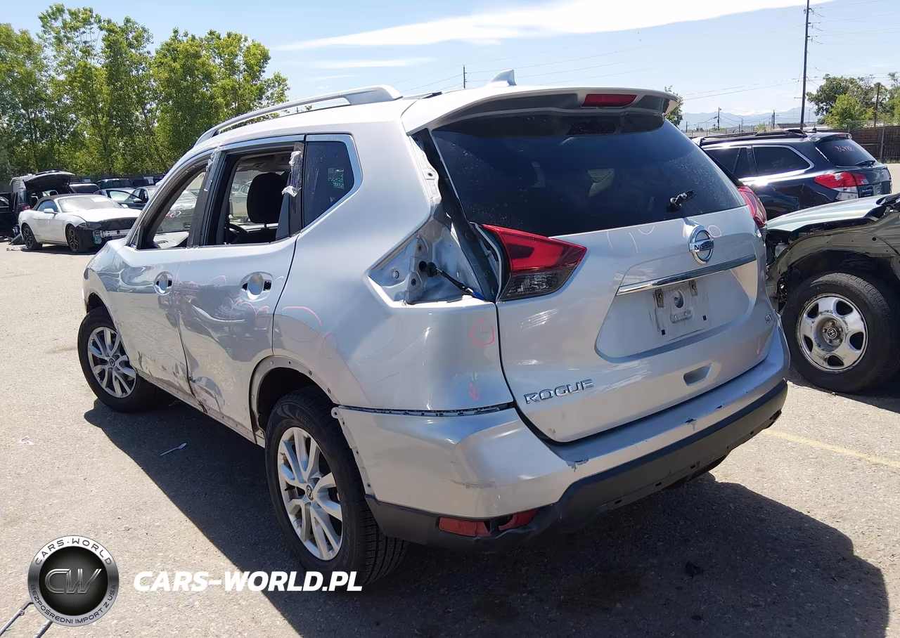 2017 Nissan Rogue Sv VIN:5N1AT2MT4HC823080 - 3