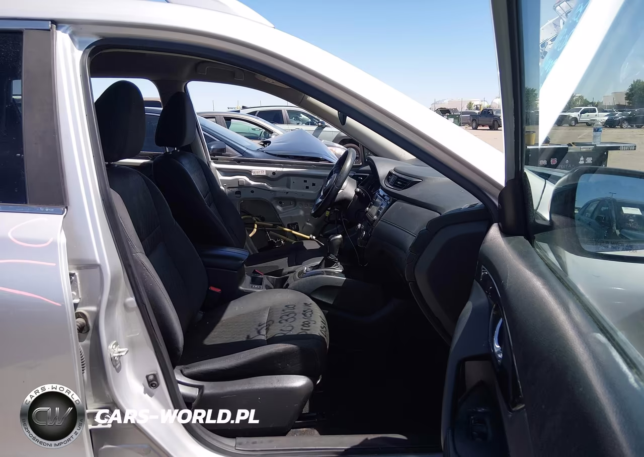 2017 Nissan Rogue Sv VIN:5N1AT2MT4HC823080 - 5