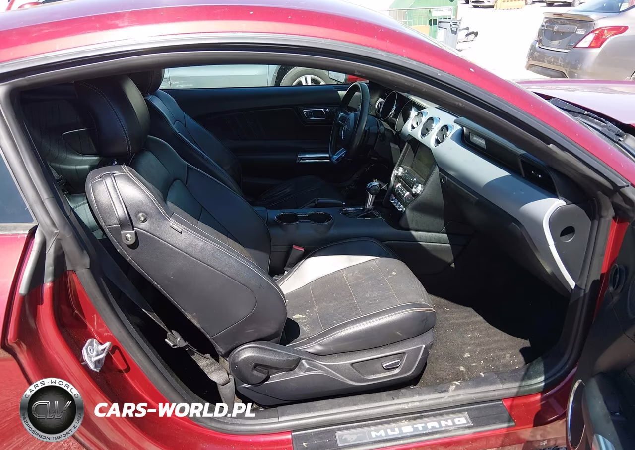 2016 Ford Mustang Ecoboost VIN:1FA6P8TH0G5201261 - 5
