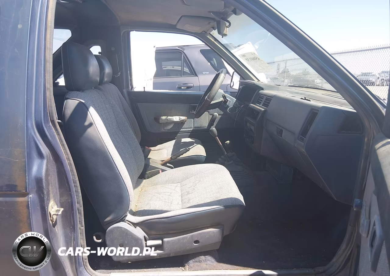 1988 Nissan Pathfinder VIN:JN8HD16Y5JW000542 - 5