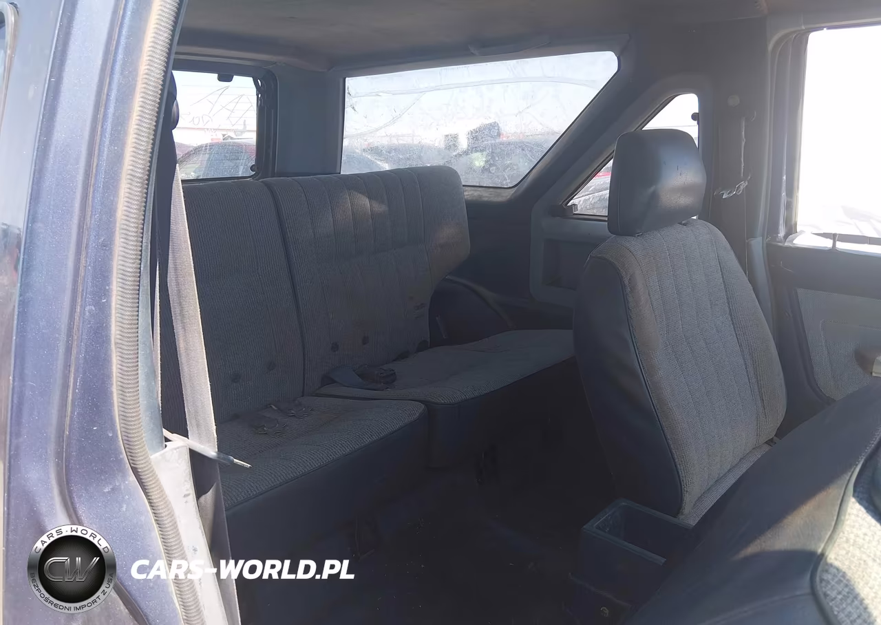 1988 Nissan Pathfinder VIN:JN8HD16Y5JW000542 - 8