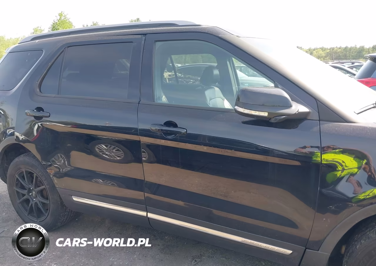2016 Ford Explorer Xlt VIN:1FM5K8DH0GGC28317 - 13