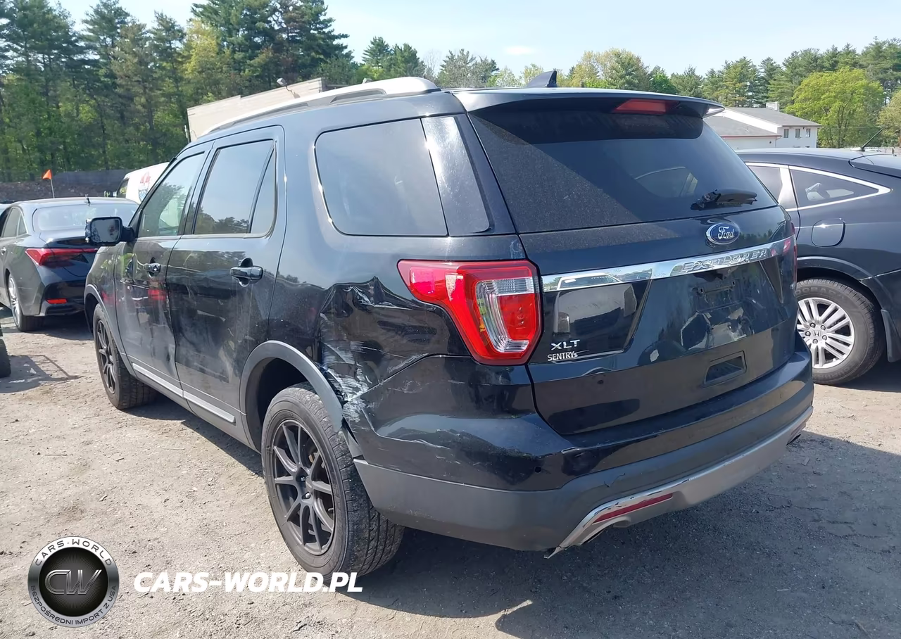 2016 Ford Explorer Xlt VIN:1FM5K8DH0GGC28317 - 3
