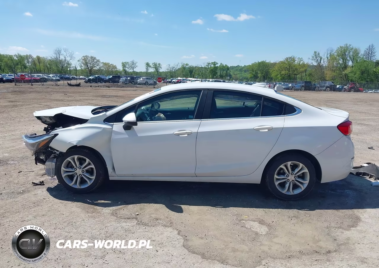 2019 Chevrolet Cruze Lt VIN:1G1BE5SMXK7134704 - 15