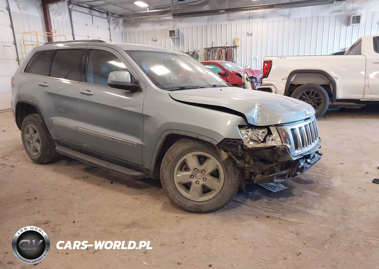 2013 Jeep Grand Cherokee Laredo – zdjęcie 1 z 16