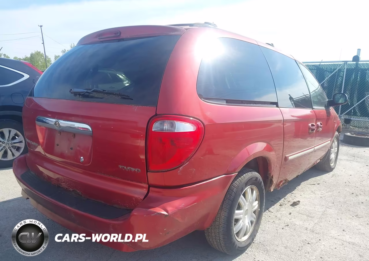 2007 Chrysler Town & Country Touring VIN:2A8GP54L77R358345 - 4