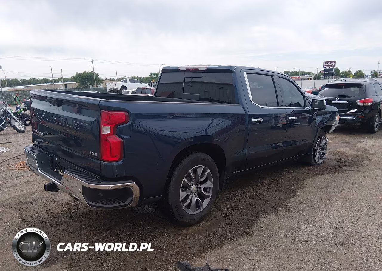2023 Chevrolet Silverado 1500 VIN:2GCUDGED4P1103317 - 4