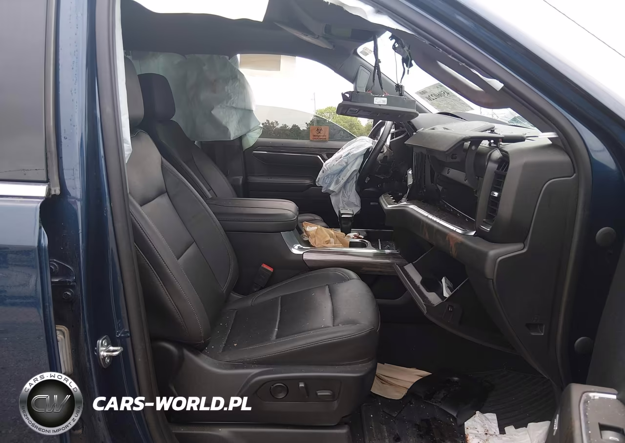 2023 Chevrolet Silverado 1500 VIN:2GCUDGED4P1103317 - 5