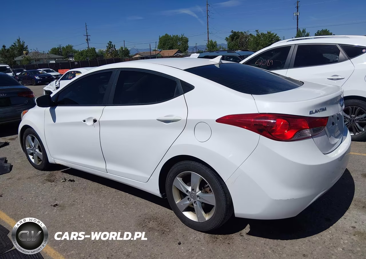 2013 Hyundai Elantra Gls VIN:5NPDH4AE7DH336586 - 14