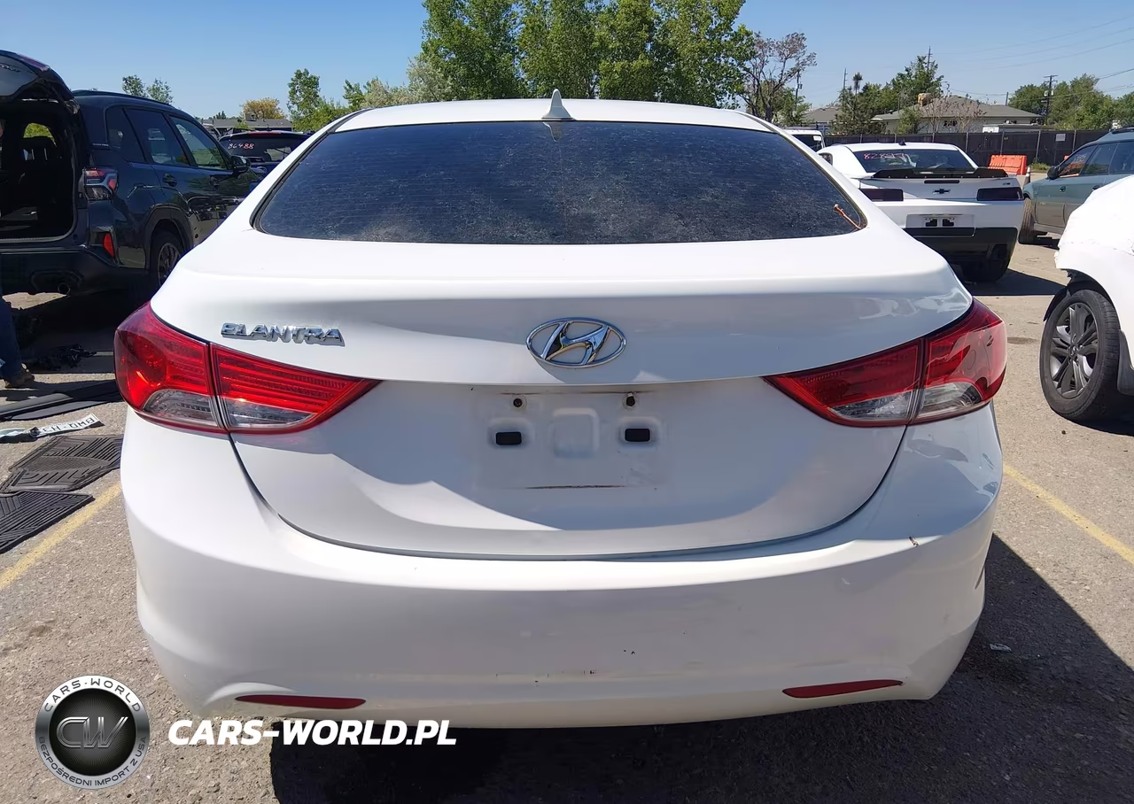 2013 Hyundai Elantra Gls VIN:5NPDH4AE7DH336586 - 16