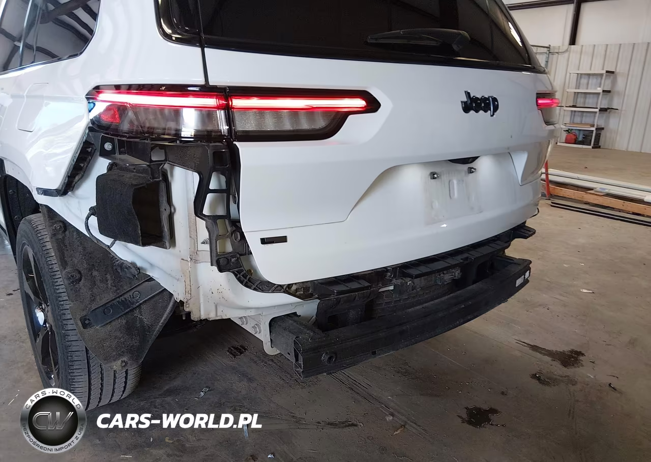2023 Jeep Grand Cherokee L Altitude 4X2 VIN:1C4RJJAG8P8790567 - 22
