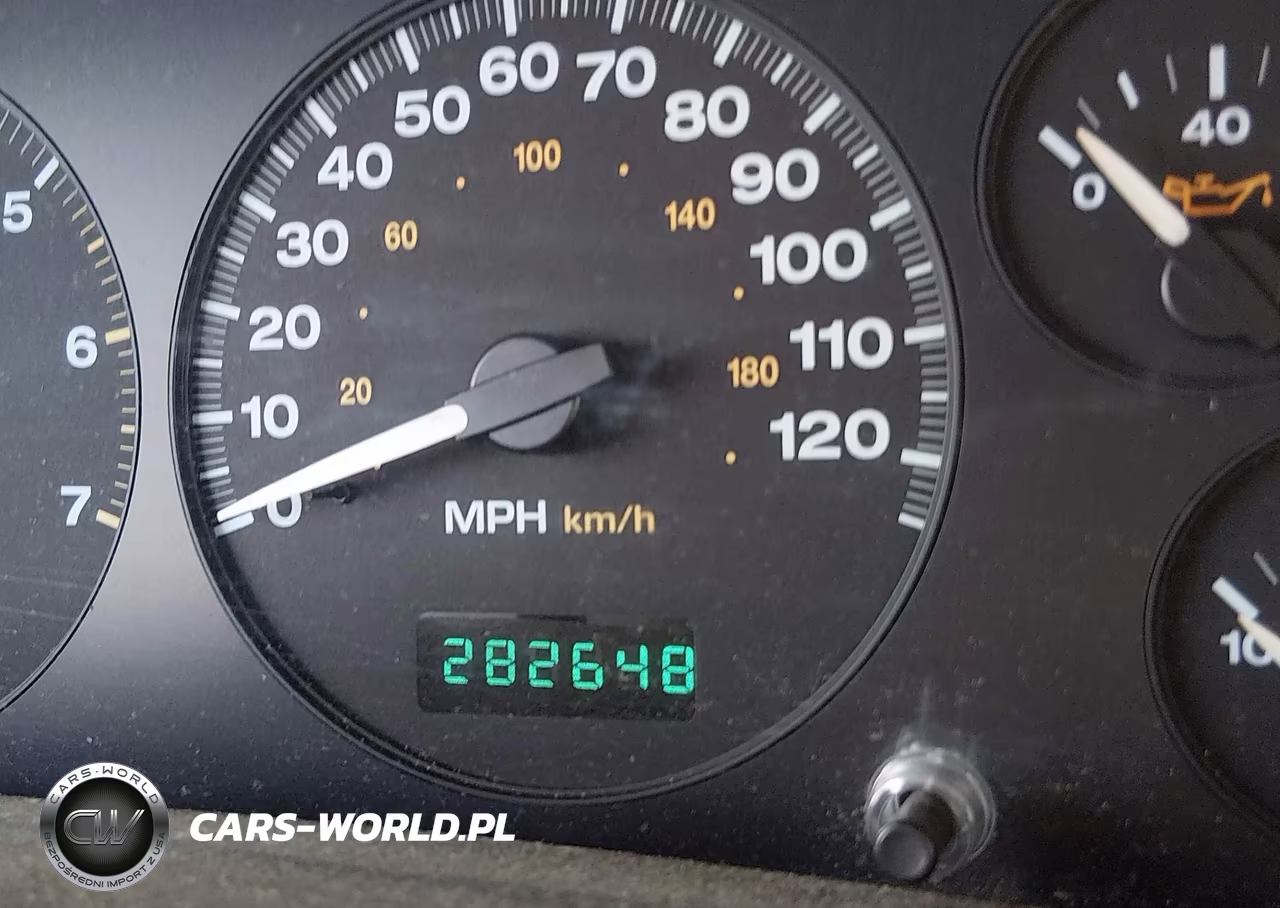 1999 Jeep Grand Cherokee Laredo VIN:1J4GW58S3XC796066 - 16